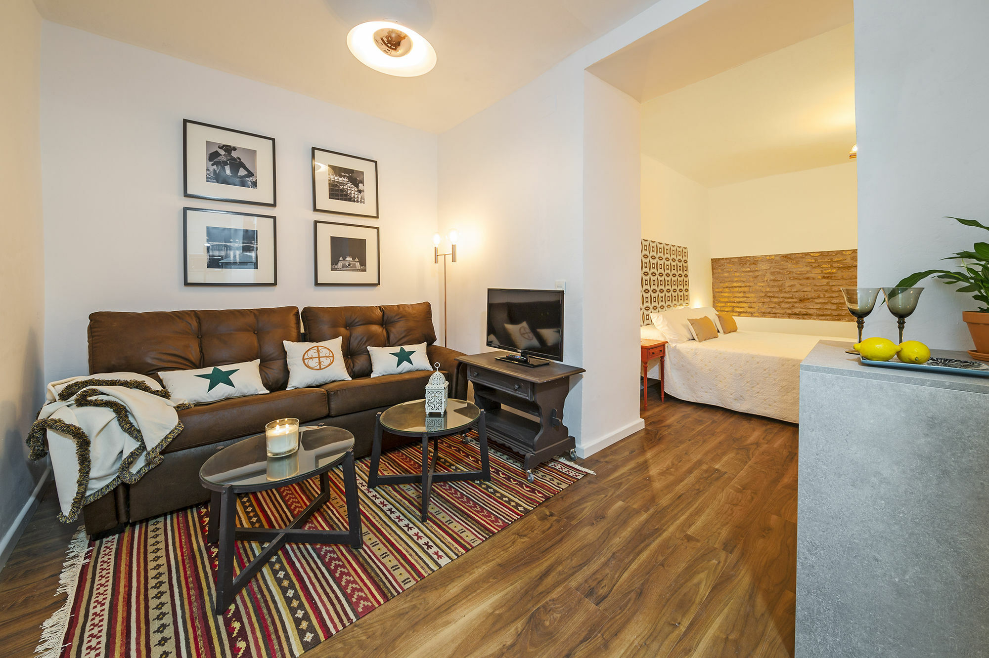 Selecta Apartments Los Venerables Siviglia Esterno foto