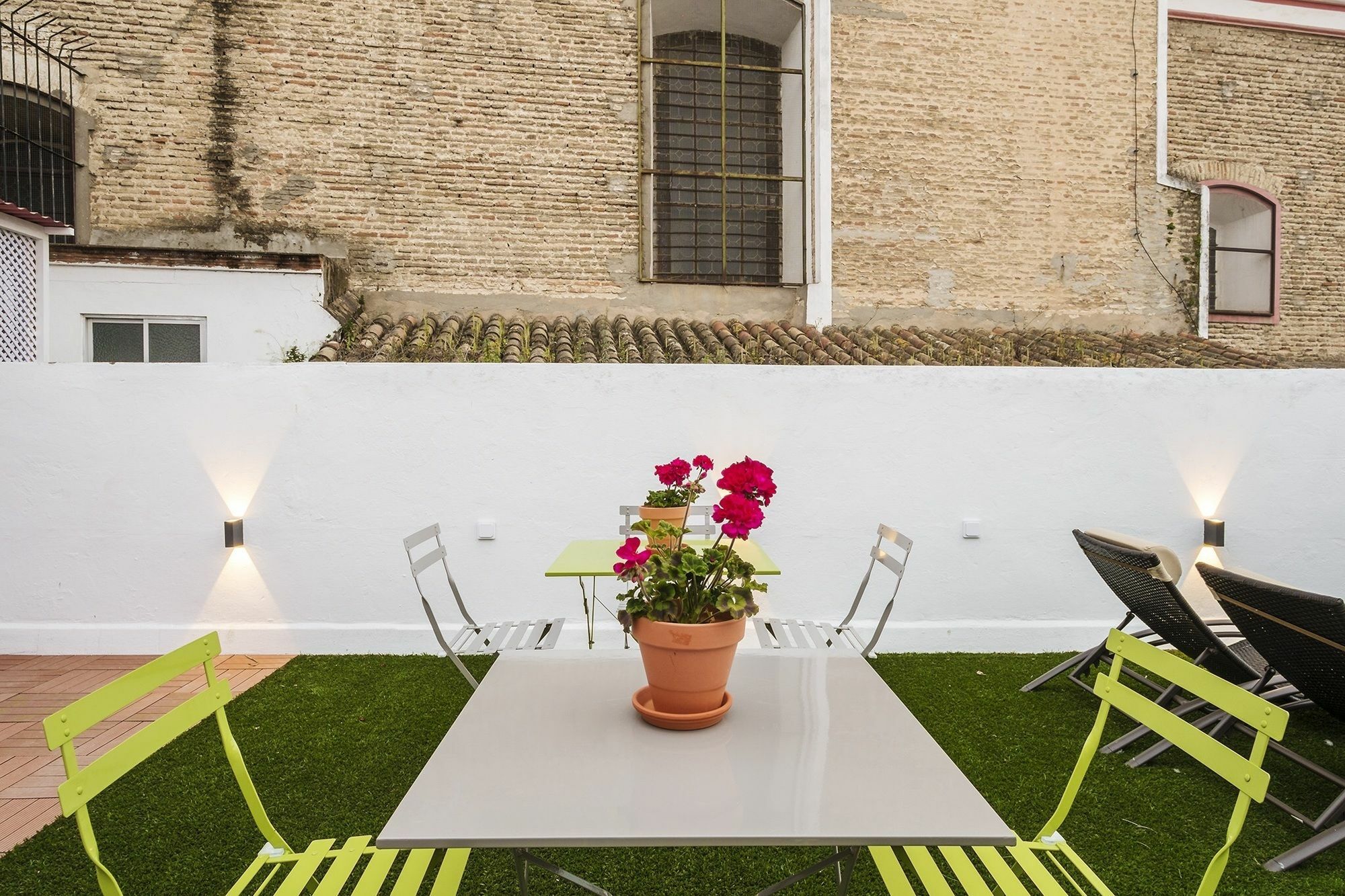 Selecta Apartments Los Venerables Siviglia Esterno foto